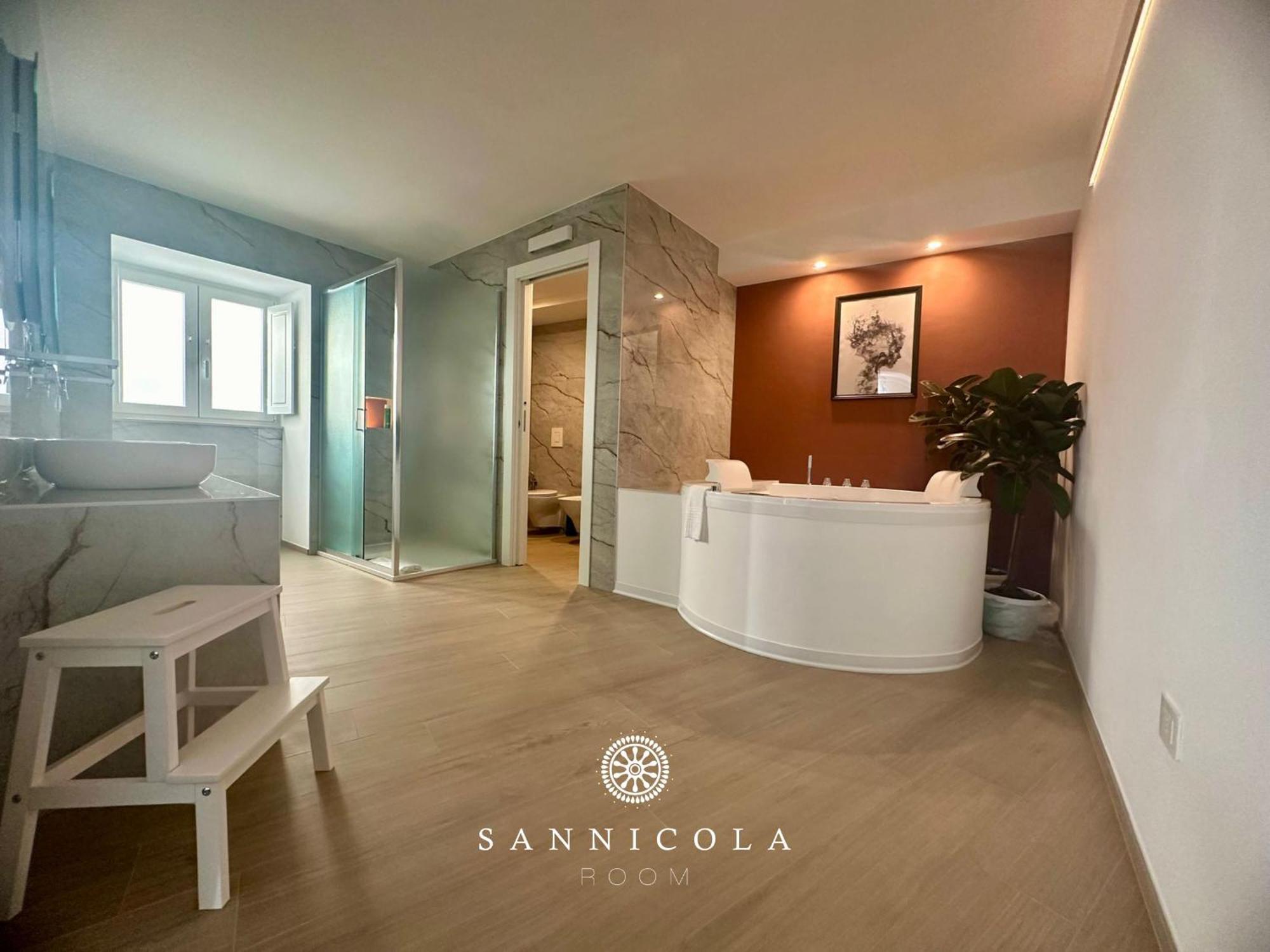 San Nicola Room E Spa 格拉维纳普利亚 外观 照片