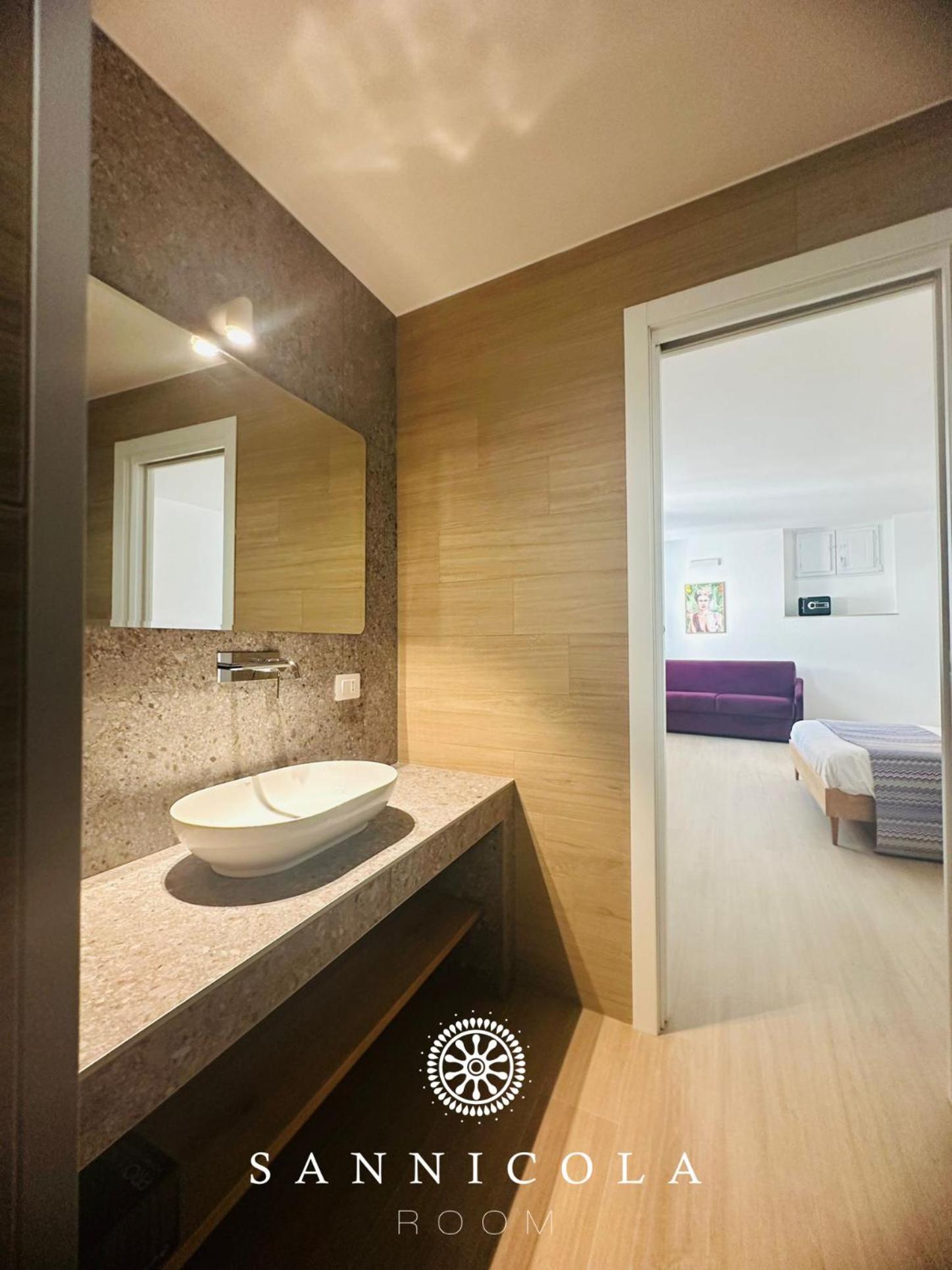 San Nicola Room E Spa 格拉维纳普利亚 外观 照片