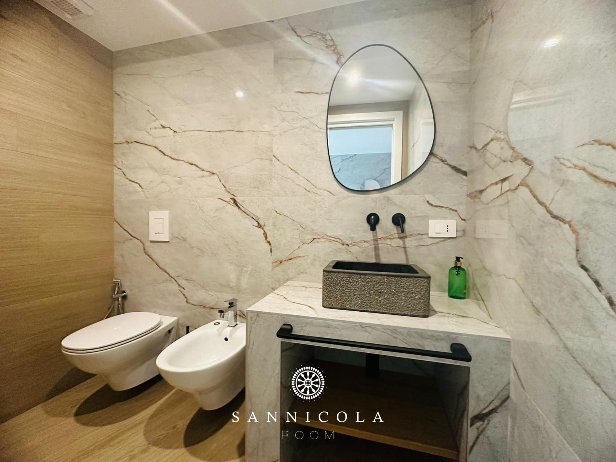San Nicola Room E Spa 格拉维纳普利亚 外观 照片